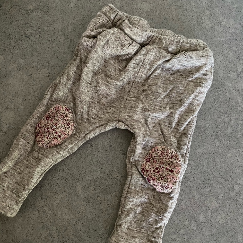 Zara Baby joggers 6-9 mo